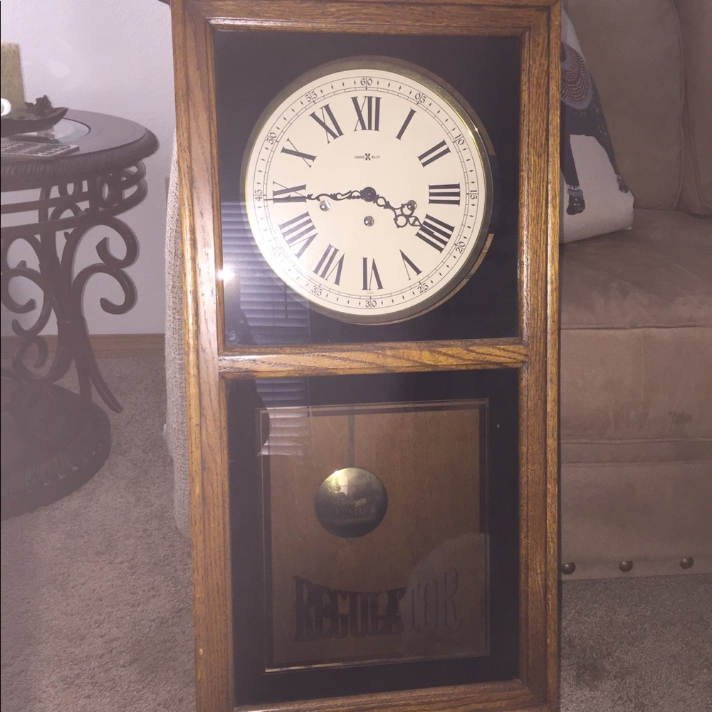 Clock - Picture 2 of 2